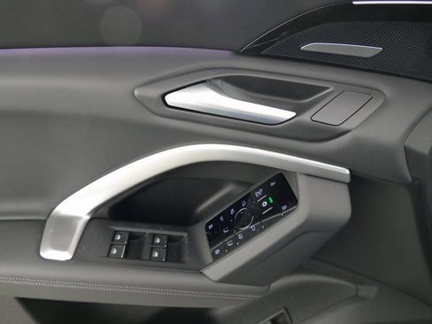 New 2025 Audi Q5 Premium Plus image 11