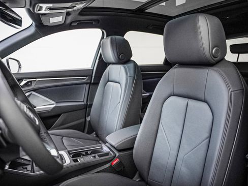 New 2025 Audi Q3 2.0T Premium image 11