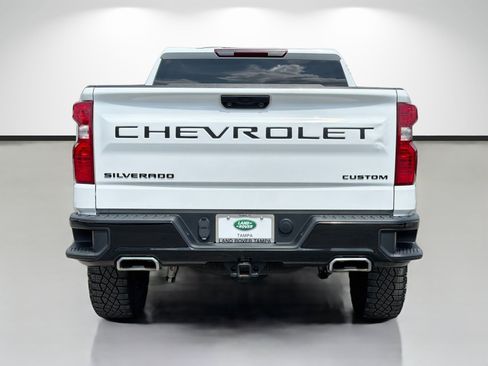 Used 2024 Chevrolet Silverado 1500 Custom Trail Boss w/ LPO, Dark Essentials Package AWD/4WD image 4