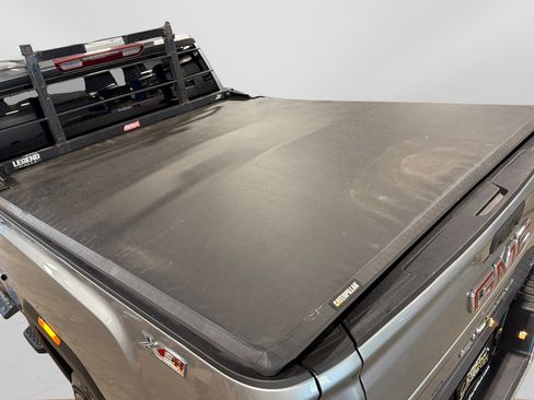 Used 2025 GMC Sierra 2500 SLE w/ SLE Value Package; AWD/4WD image 44