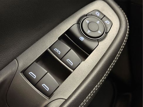 Certified 2023 Buick Encore GX Preferred w/ Cold Weather Comfort Package image 39