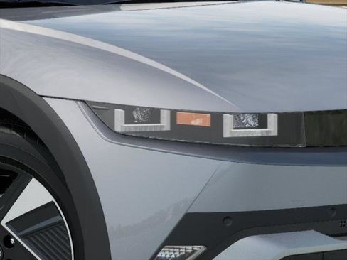 New 2026 Hyundai Ioniq 5 SE image 9
