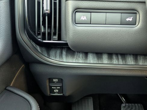 New 2026 Nissan Armada PRO-4X AWD/4WD image 23