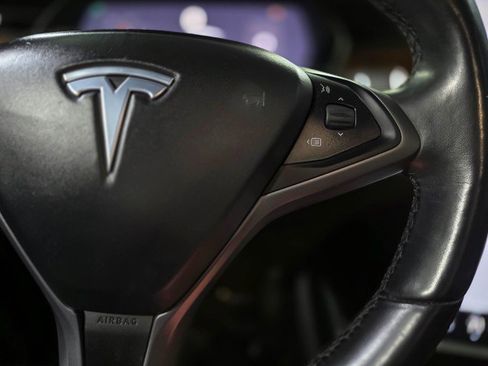 Used 2020 Tesla Model X Long Range image 22