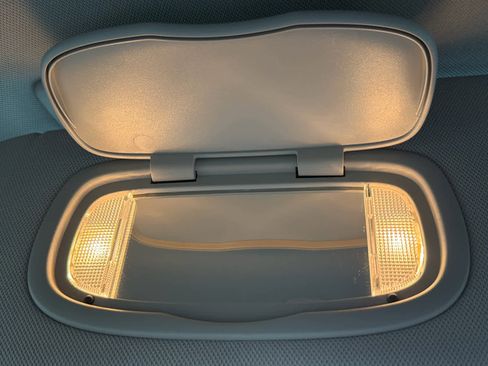 Used 2023 Chrysler Voyager LX FWD image 49