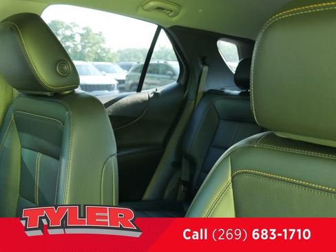 Used 2023 Chevrolet Equinox Premier FWD image 42
