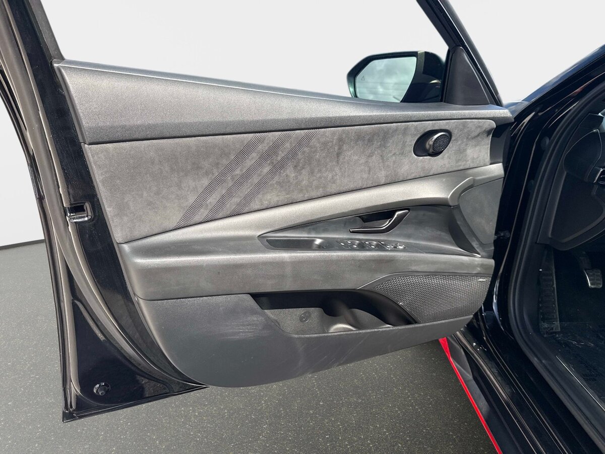 Used 2023 Hyundai Elantra N FWD image 14