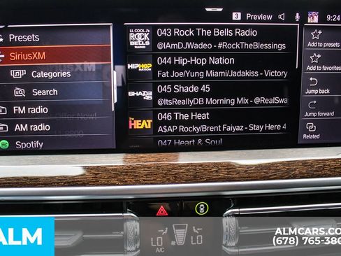 Used 2024 BMW X4 xDrive30i w/ Parking Assistance Package AWD/4WD image 32
