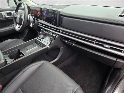 Used 2026 Hyundai Santa Fe SEL FWD image 21