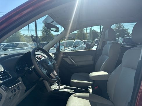 Used 2018 Subaru Forester 2.5i Limited w/ Popular Package #3B AWD/4WD image 9