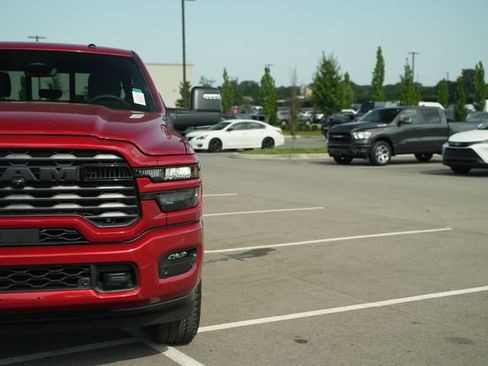 New 2026 RAM 2500 Big Horn AWD/4WD image 44