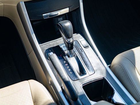 Used 2015 Honda Accord EX-L image 25