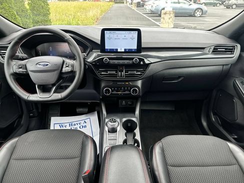 Used 2025 Ford Escape ST-Line FWD image 28