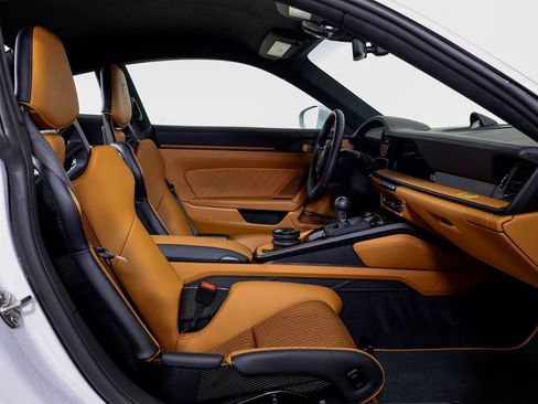 Certified 2024 Porsche 911 S/T image 7