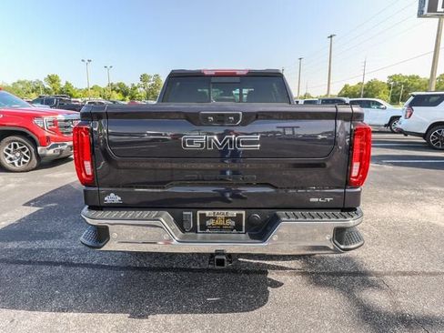 Used 2023 GMC Sierra 1500 SLT w/ SLT Premium Plus Package AWD/4WD image 8