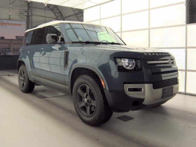 Used 2020 Land Rover Defender 110 AWD/4WD image 3