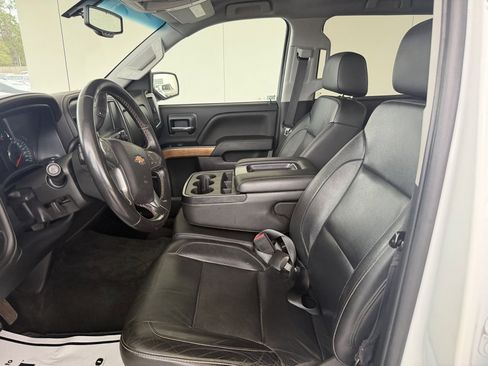 Used 2018 Chevrolet Silverado 1500 LTZ image 15