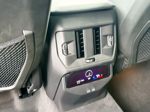 Used 2026 BMW X3 xDrive30 image 17