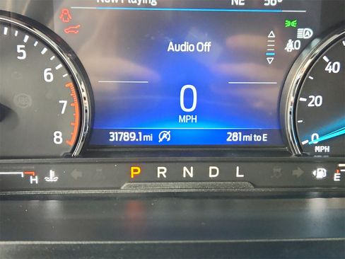 Used 2024 Ford Explorer Limited image 21