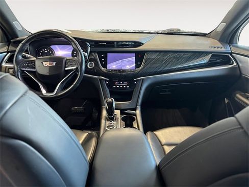 Used 2020 Cadillac XT6 Premium Luxury image 8