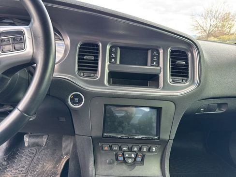 Used 2014 Dodge Charger SE image 8