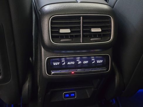 Certified 2025 Mercedes-Benz GLS 450 4MATIC image 19