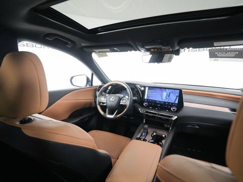 Certified 2024 Lexus RX 350 Premium Plus w/ Convenience Package image 16