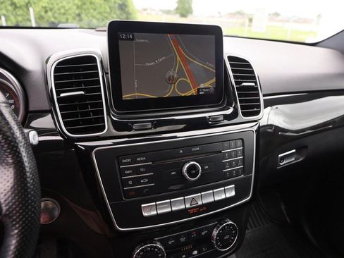 Used 2017 Mercedes-Benz GLE 350 w/ Premium 1 Package image 17
