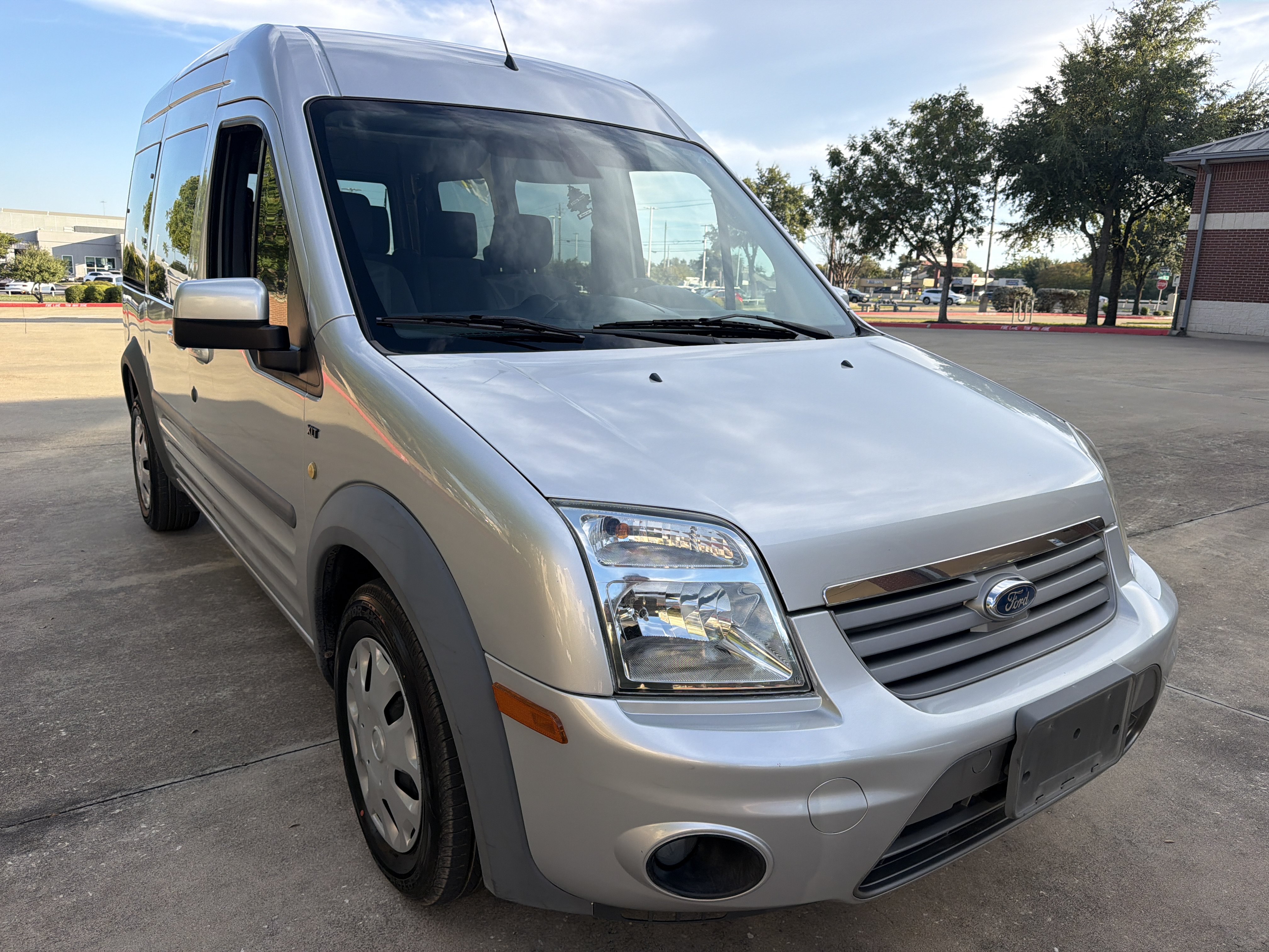 Used 2012 Ford Transit Connect XLT Premium FWD image 1