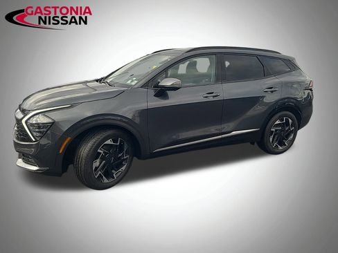 Used 2023 Kia Sportage SX image 9