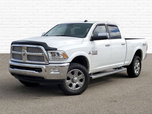 Used 2018 RAM 2500 Laramie image 36