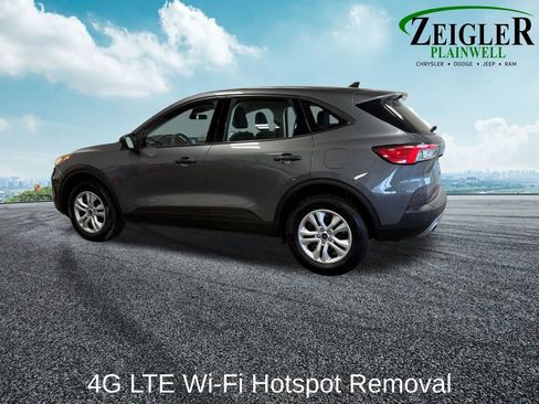 Used 2022 Ford Escape S image 5