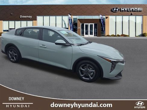 Used 2025 Kia K4 FWD image 7