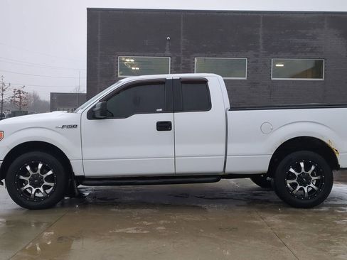 Used 2014 Ford F150 XLT w/ Trailer Tow Package image 2