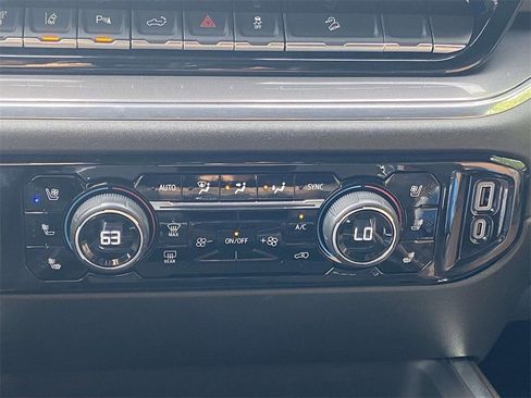 Used 2025 Chevrolet Silverado 2500 High Country w/ High Country Premium Package image 28