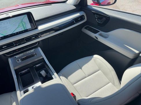New 2026 Lincoln Aviator AWD image 14