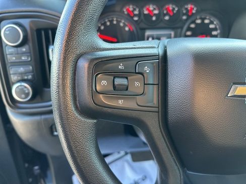 Used 2022 Chevrolet Silverado 1500 Custom image 22