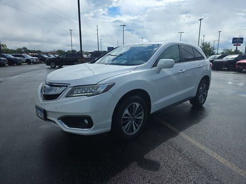 Used 2017 Acura RDX AWD w/ Advance Package image 2