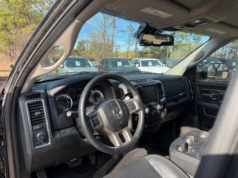 Used 2017 RAM 2500 Laramie w/ Cold Weather Group image 10