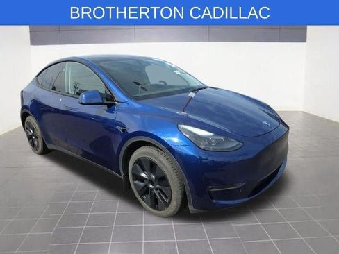 Used 2025 Tesla Model Y Long Range AWD/4WD image 3