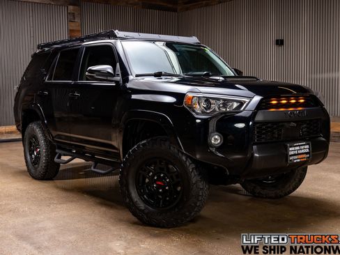 Used 2022 Toyota 4Runner TRD Off-Road Premium image 1