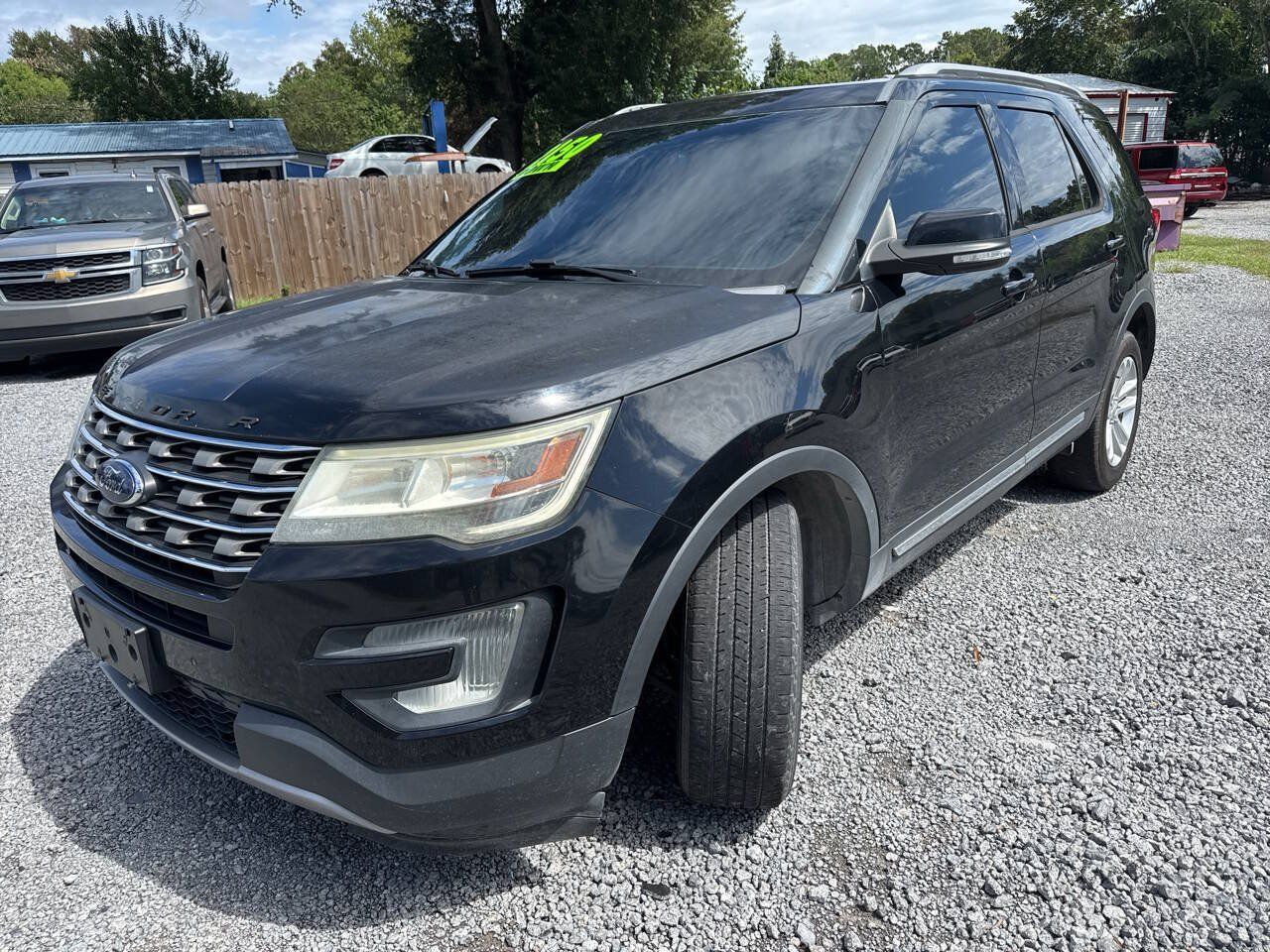 Used 2016 Ford Explorer XLT w/ Equipment Group 202A FWD image 7