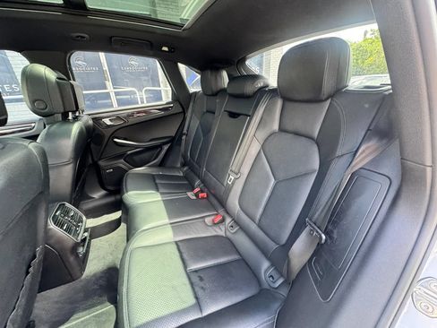 Used 2016 Porsche Macan S AWD/4WD image 24