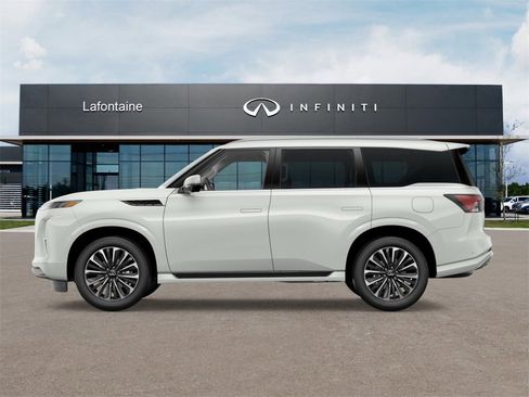 New 2026 INFINITI QX80 Luxe image 3