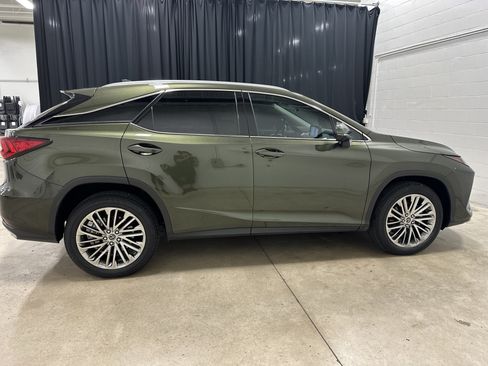 Used 2022 Lexus RX 350 AWD w/ Luxury Package image 11