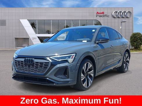 Used 2024 Audi Q8 e-tron Prestige w/ Prestige Package AWD/4WD image 1