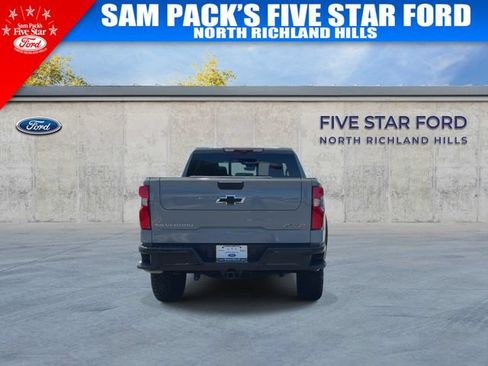 Used 2025 Chevrolet Silverado 1500 ZR2 w/ Technology Package AWD/4WD image 10