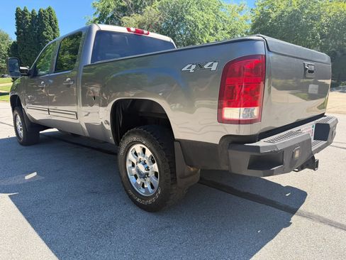 Used 2013 GMC Sierra 2500 SLT AWD/4WD image 5