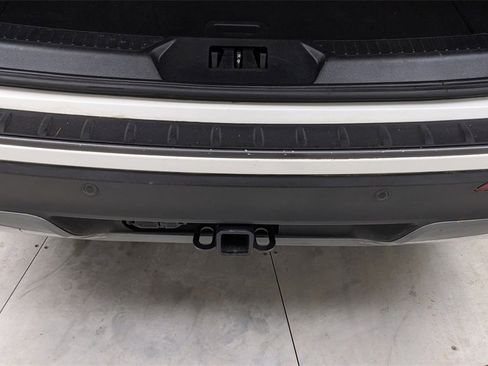 Certified 2023 Ford Explorer XLT w/ Equipment Group 202A image 7