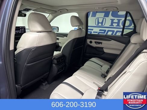 New 2026 Honda Pilot Touring image 15